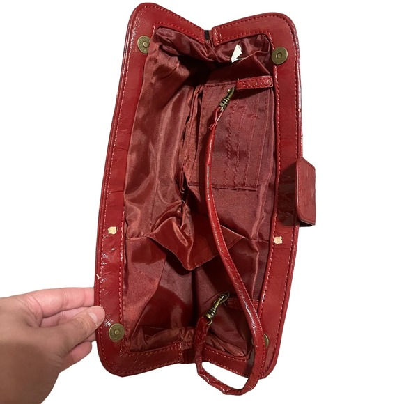 Striped Velvet Y2K Wristlet Clutch Bag Red Patent Leather - Picture 4 of 5